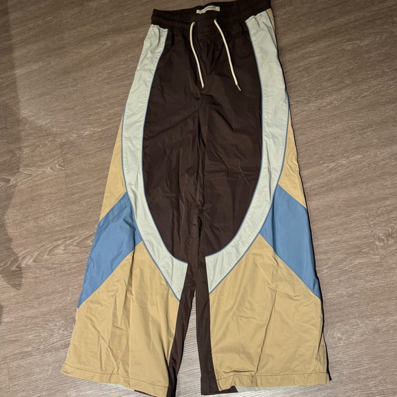 Honor The Gift Colorblock Wide-Leg Pants - Picture 3 of 5